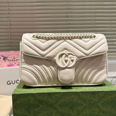 Gucci GG Marmont Small & Mini Shoulder Bag - Image 10