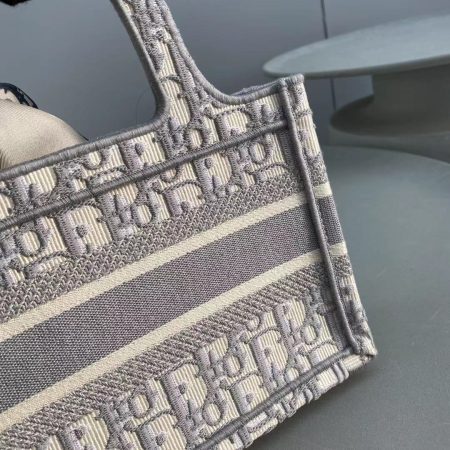 Dior Book Tote Small Gray Dior Oblique Embroidery - Image 2