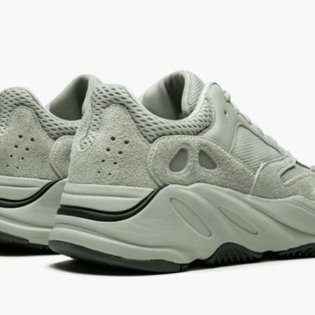 Yeezys Boost 700 “ Salt" - Image 3
