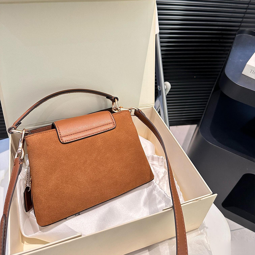 Eliza Mini Crossbody Bag - Image 5