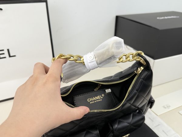 Chanel 25C Hobo Bag