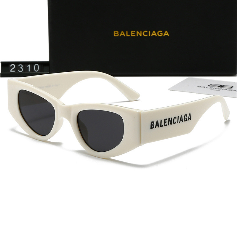 Balenciaga Fashionable Sunglasses - Image 5