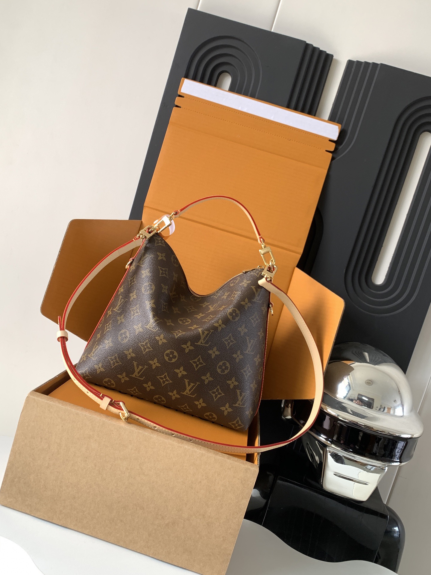 LV Multipass Monogram Handbag Top Quality - Image 2