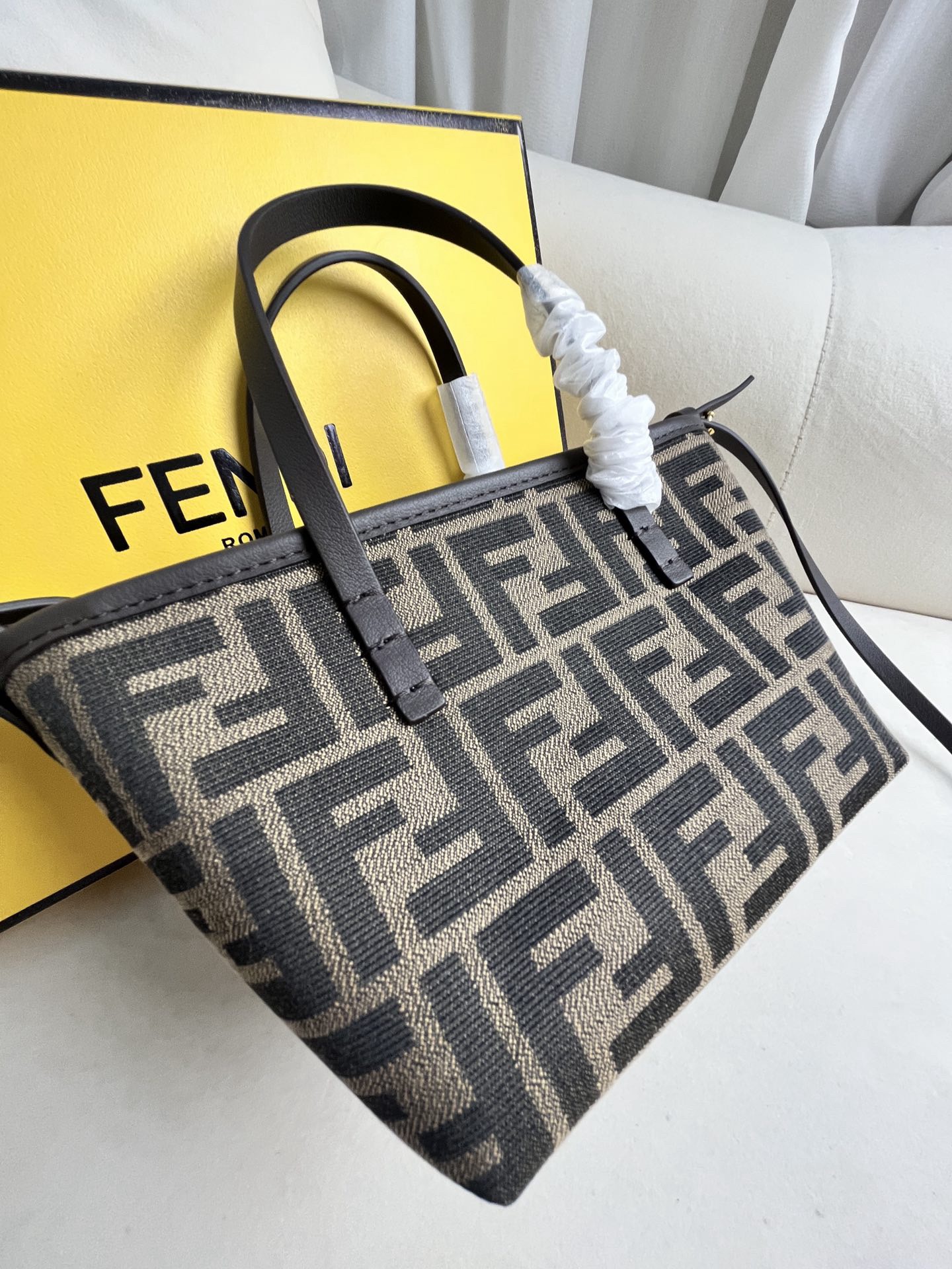 Fendi Mini Roll Tote Bag - Image 6