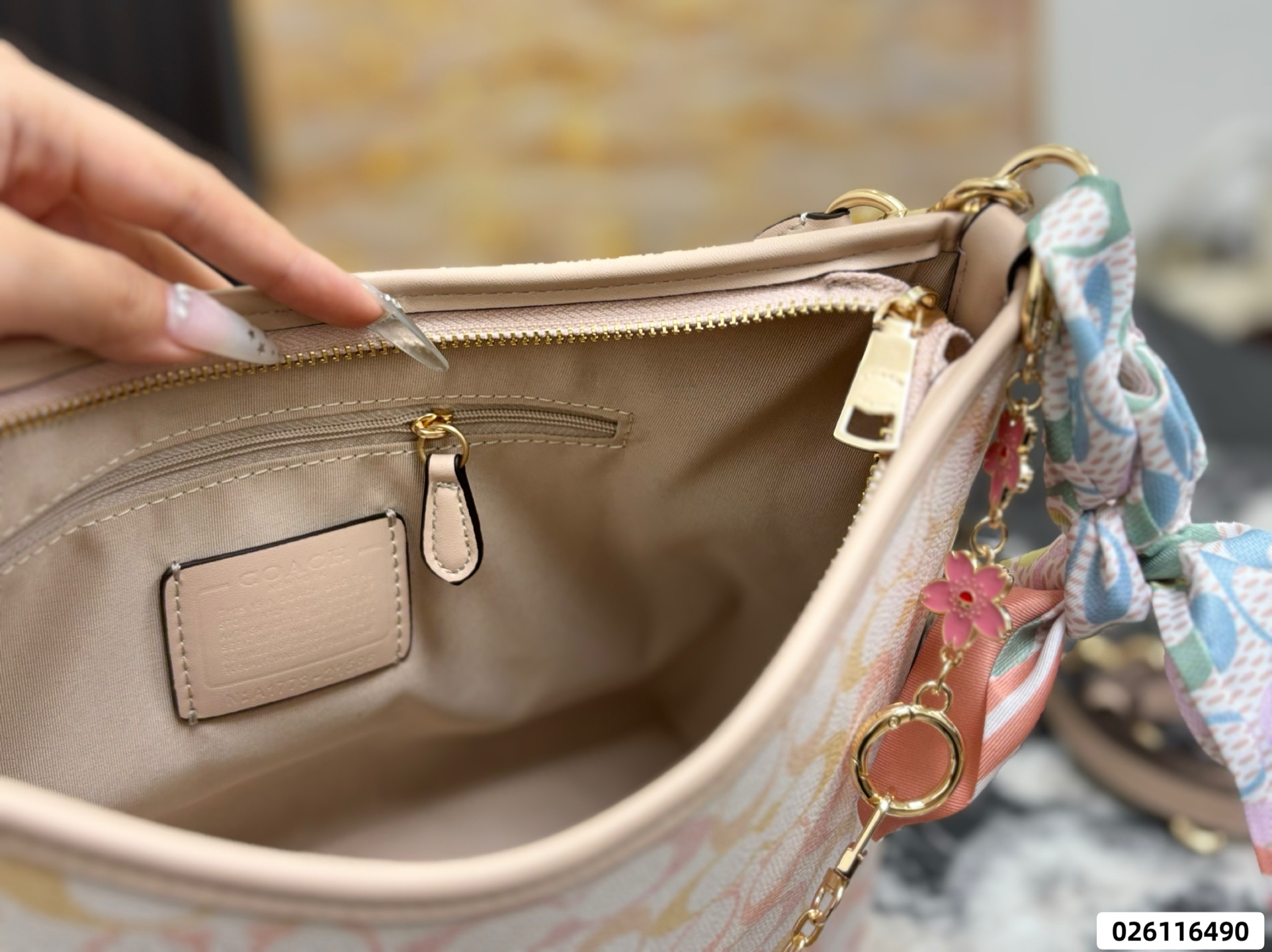 Coach Underarm Bag - Image 10