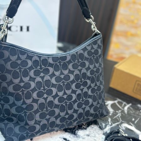 Coach Laurel 19 Tote Bag - Image 6