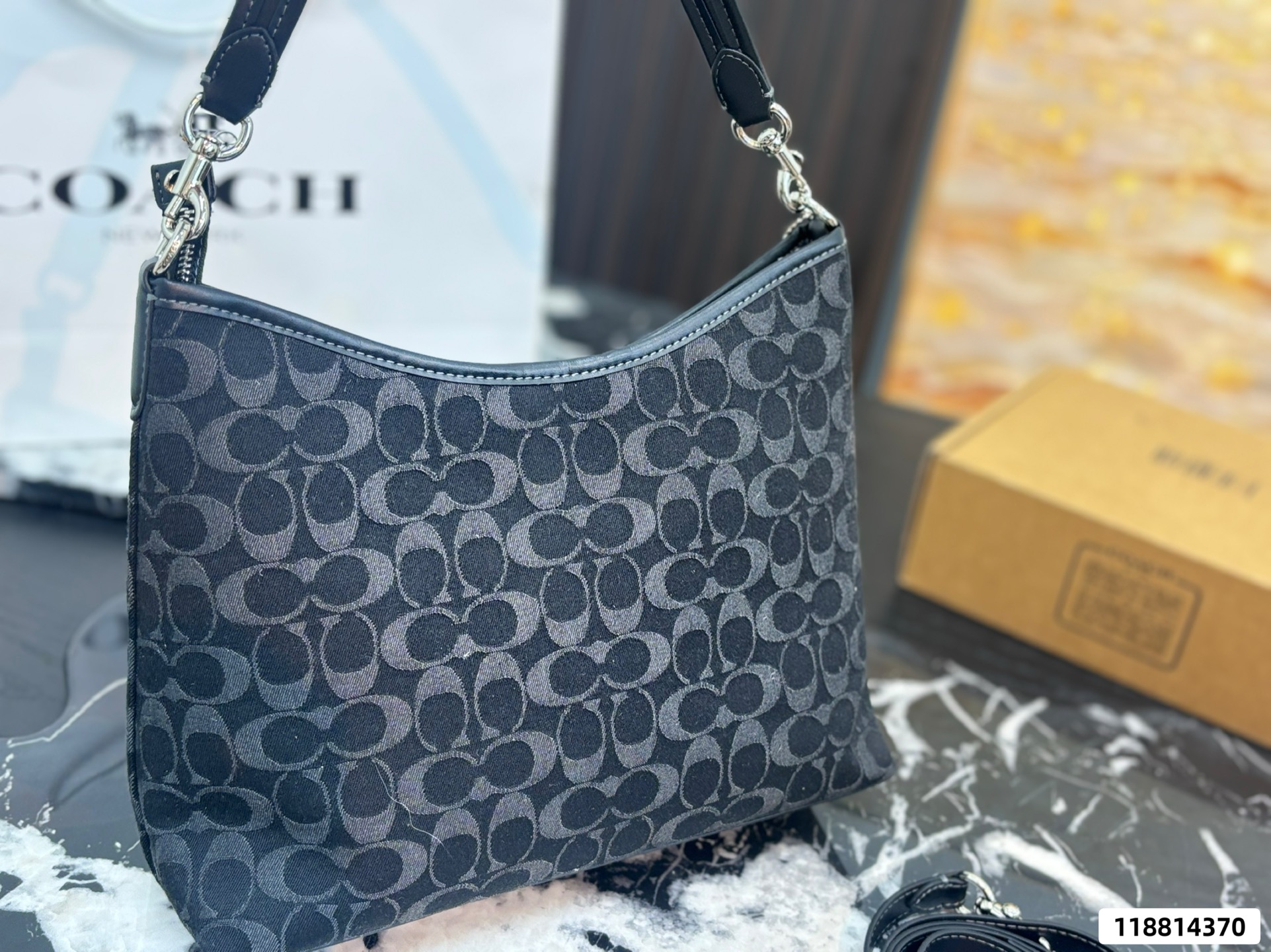 Coach Laurel 19 Tote Bag - Image 6