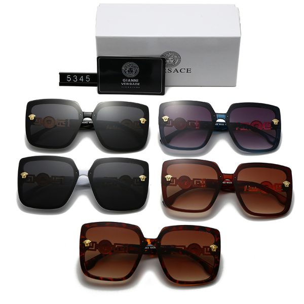 Versace Fashionable Sunglasses