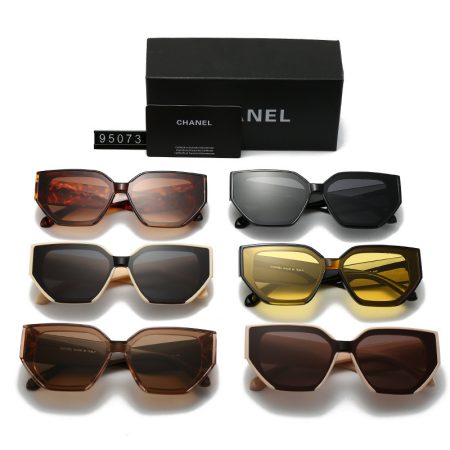 Chanel Fashionable Sunglasses - Image 1