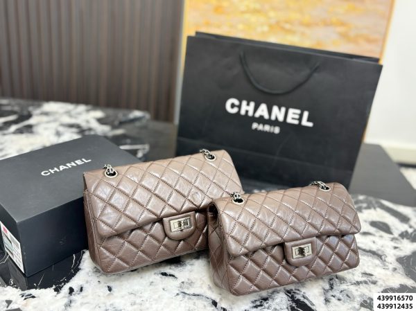 Chanel Quilto 2.55 Shoulder Bag