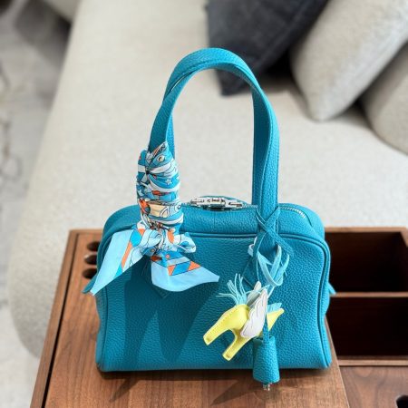 Hermes Victoria Tote Bag - Image 5