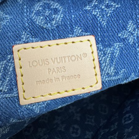 LV Baggy Monogram Denim Bag - Image 9