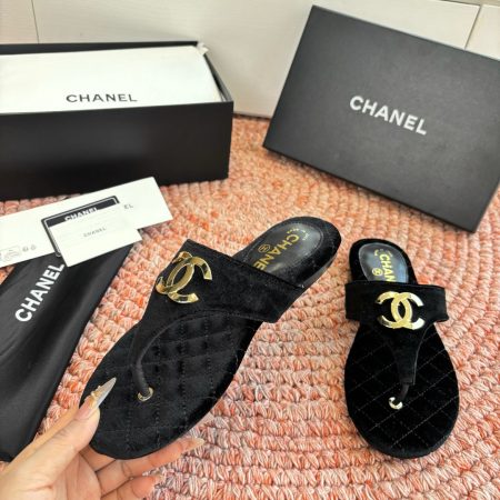Chanel CC Logo Thong Sandals - Image 10