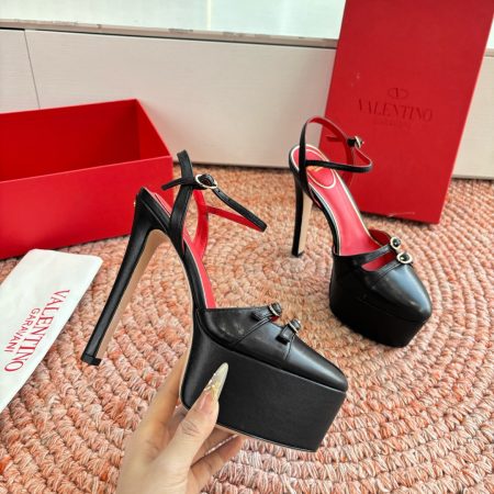Valentino Garavani Crasher Platfrom Pumps - Image 7