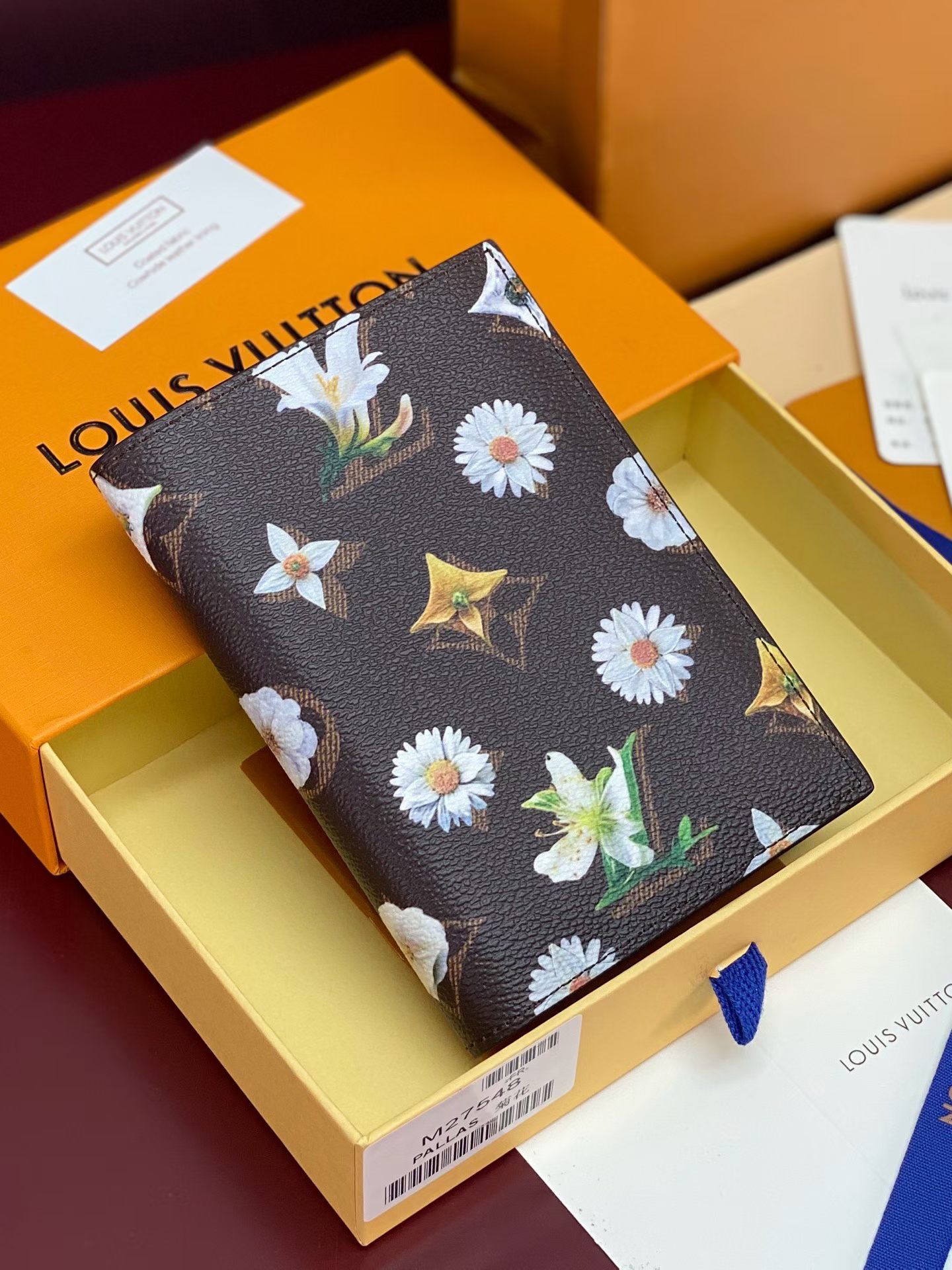 LV Double Card Holder - Image 1