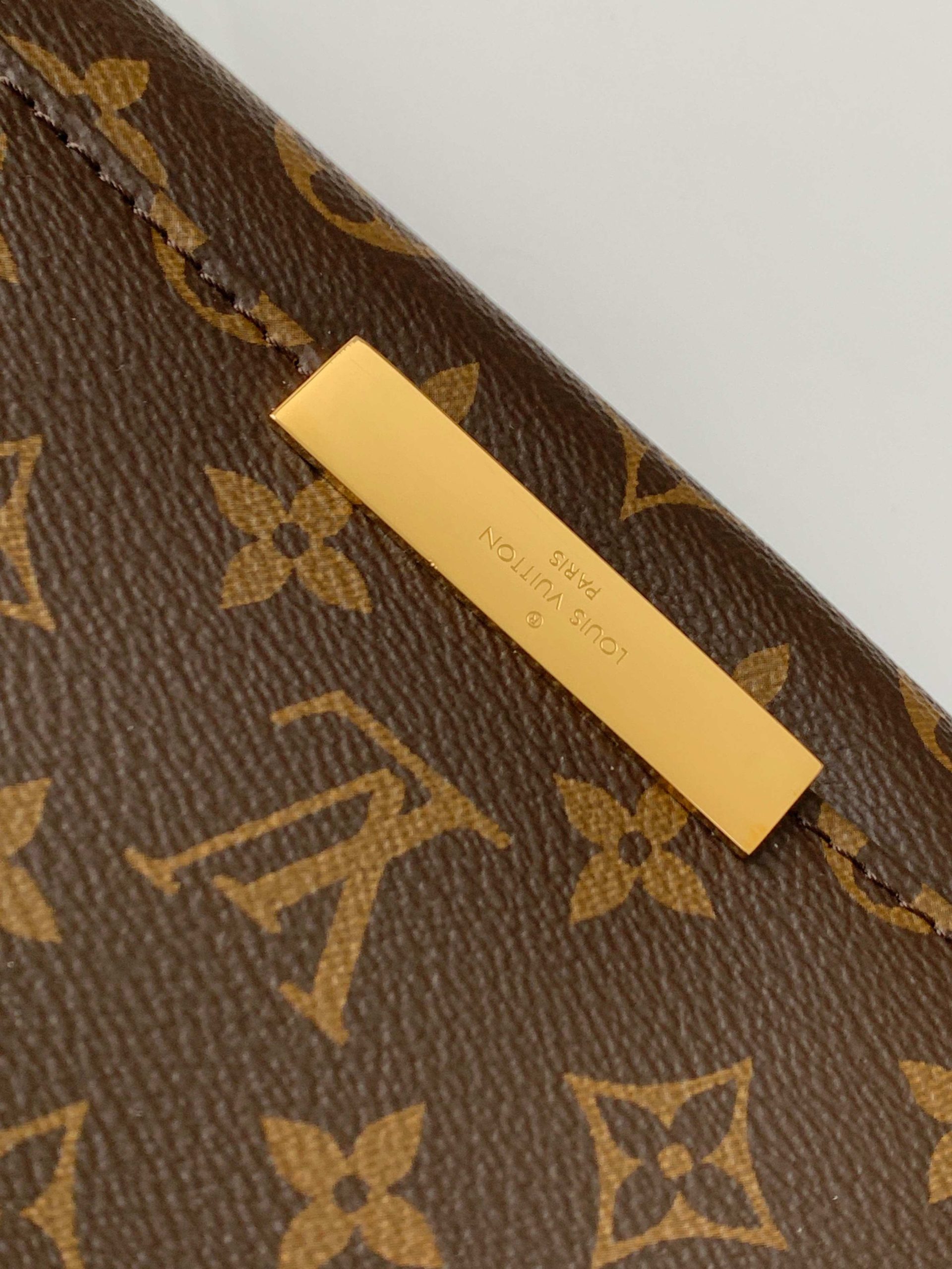LV Favorite Chain Shoulder Bag - Image 9