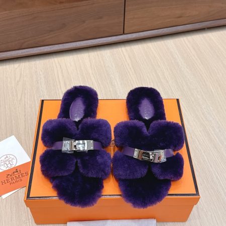 Hermès Fall/Winter Fur-Lined Slippers