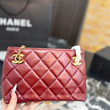 Chanel Classic Quilted Bag - Image 5