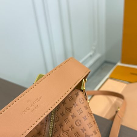 LV Trunk Eileen Gu Bag - Image 9