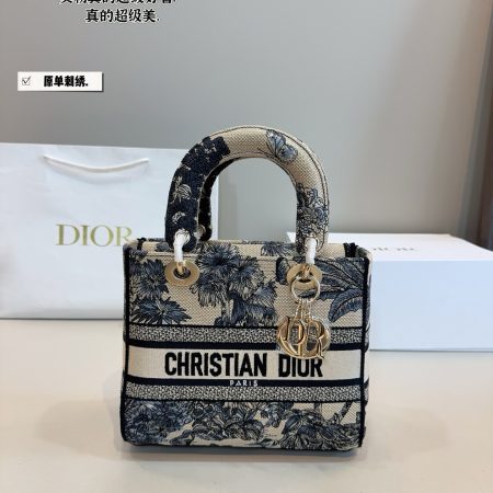 Dior Lady Dior Bag - Image 6