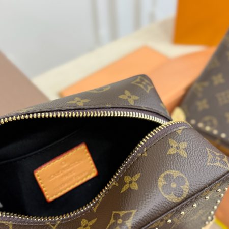 LV Locker Dopp Kit Trunk Monogram Bag - Image 9