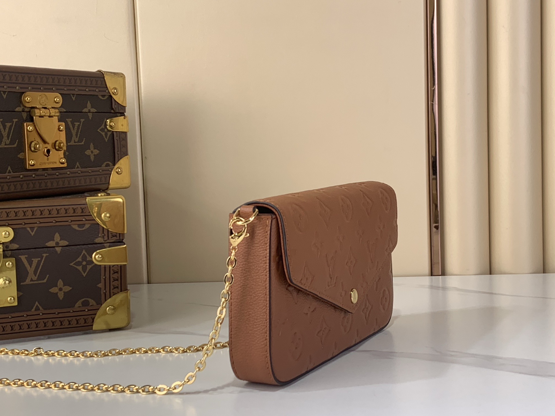 LV Pochette Félicie Monogram Empreinte Bag - Top Quality - Image 2