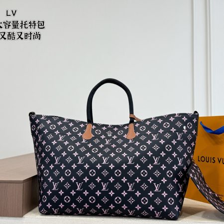 LV's New Tote Bag - Image 2