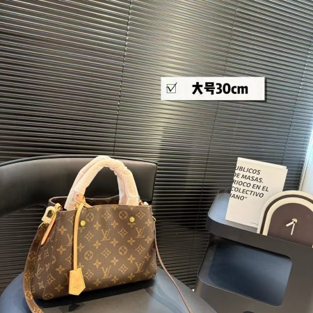 LV Montaigne Monogram Handbag - Image 3