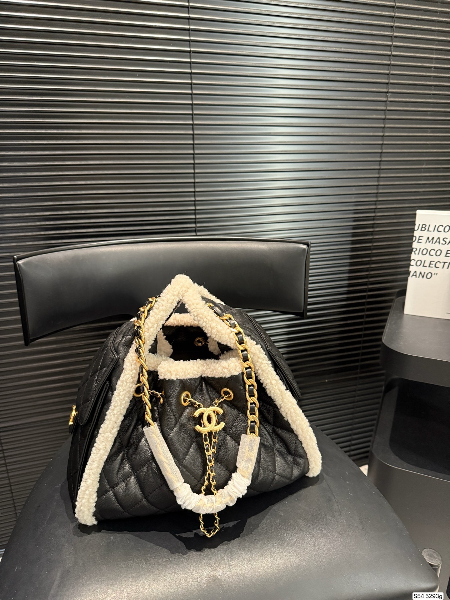 Chanel 25K Hobo Bag - Image 1
