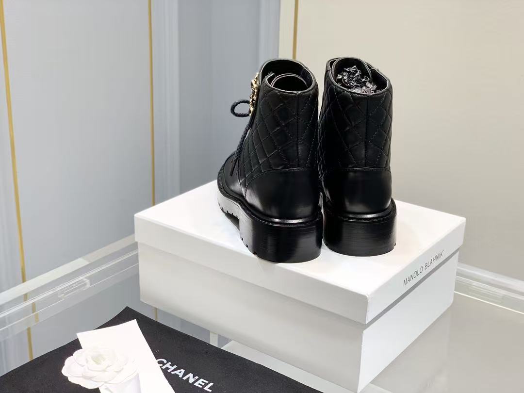 Chanel Shiny Qulited Lace Up Combat Boots Black - Image 3