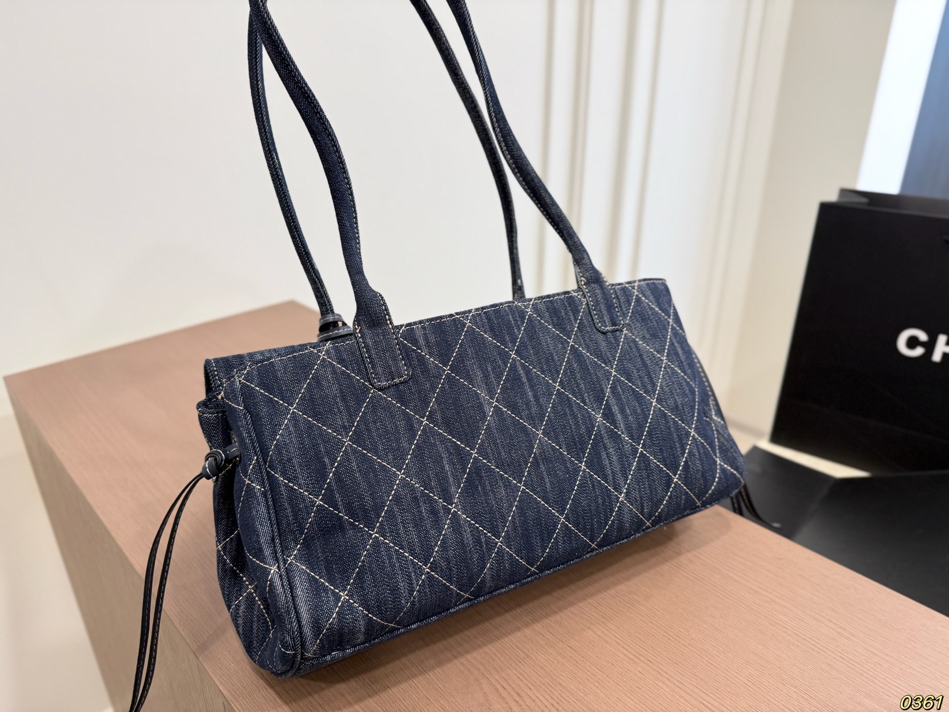 Chanel Denim Underarm Bag - Image 3