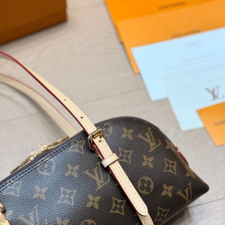 LV Squire East West Monogram Bag - Image 6