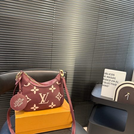 LV Leather Bag - Image 3