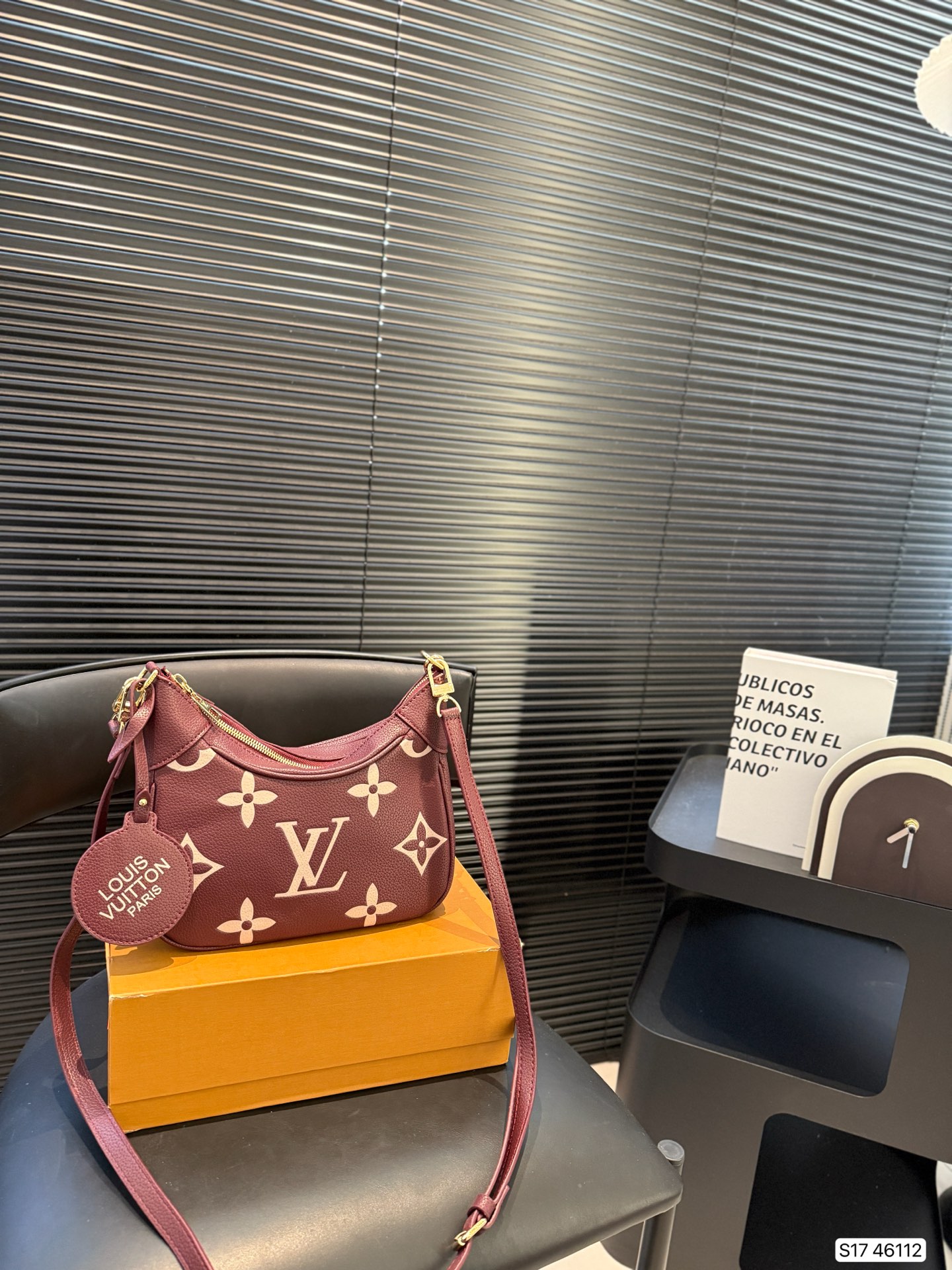LV Leather Bag - Image 3