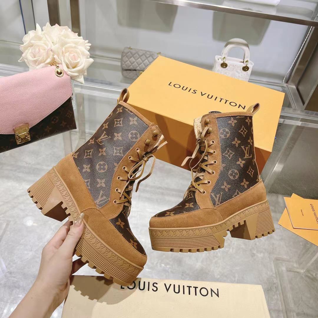 LV Cool Runway Women's Boots - Image 1