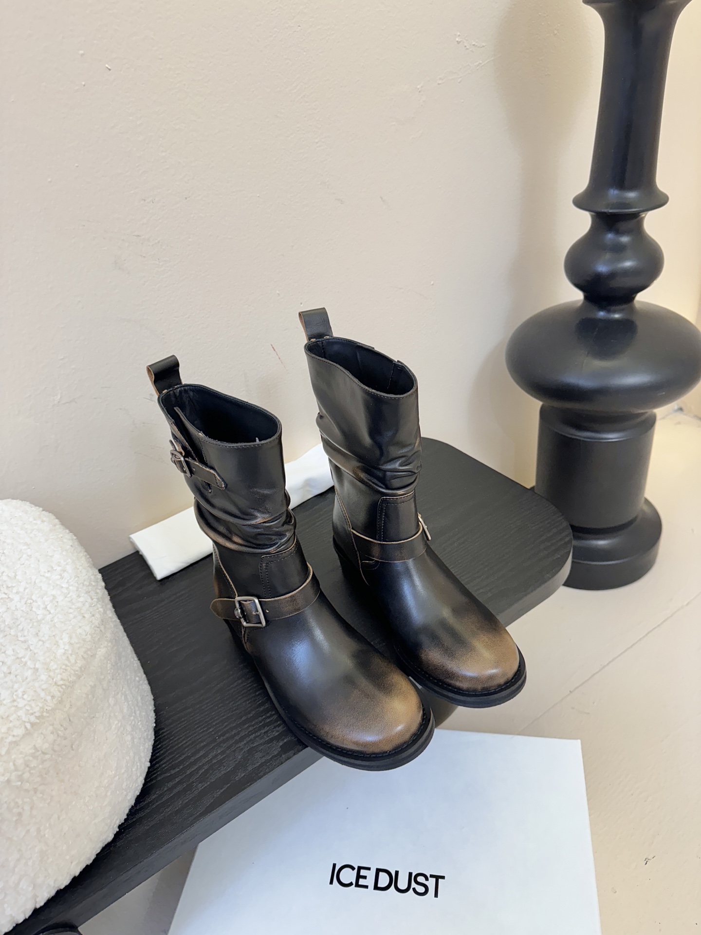 ICEDUST Long Boots - Image 1