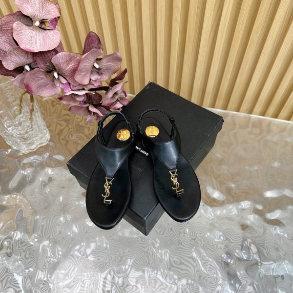 YSL Vitel Vernice Soft Thong Sandals