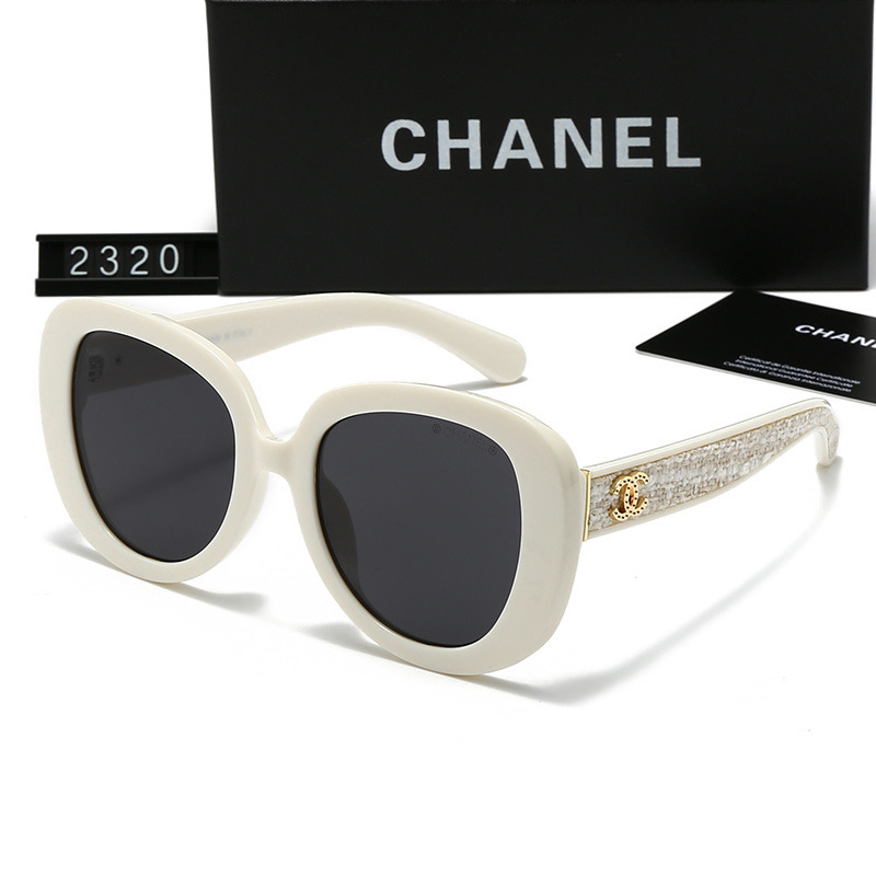 Chanel Fashionable Sunglasses - Image 2
