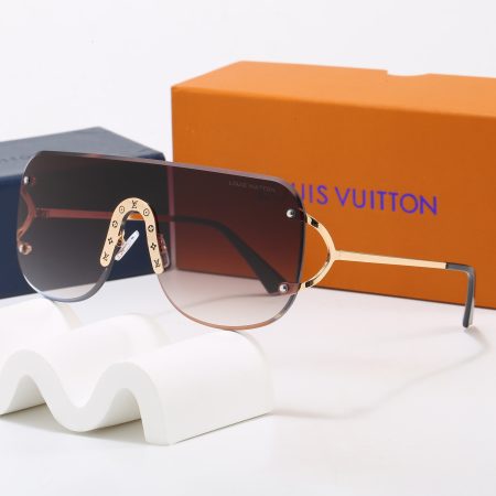 LV Fashionable Sunglasses - Image 6
