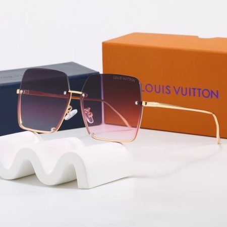 LV Fashionable Sunglasses - Image 3