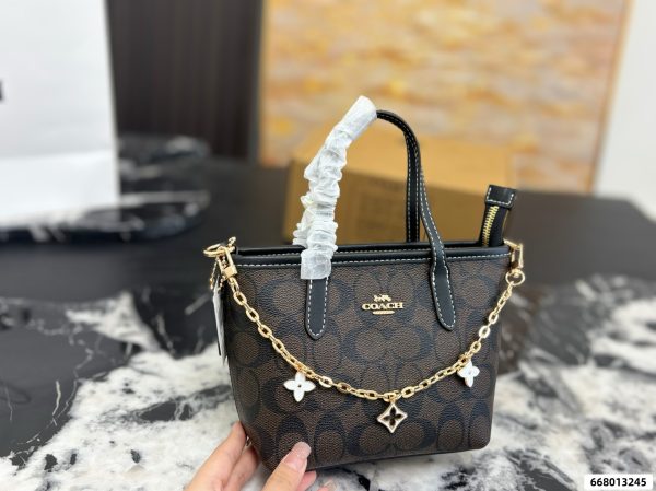 Coach City 15 Mini Tote