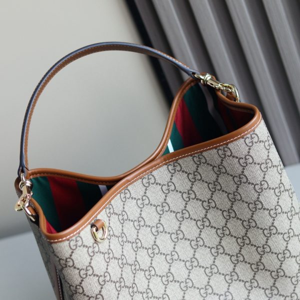GG Emblem Medium Bucket Bag Top Quality