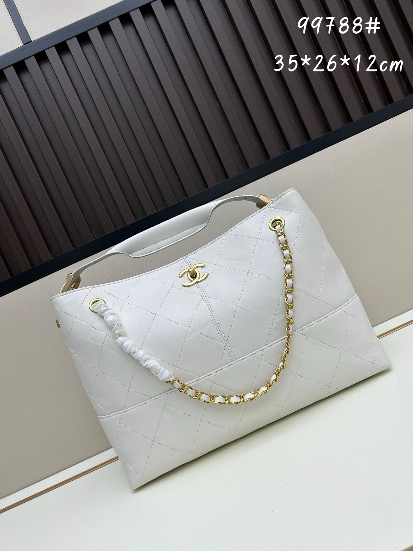 Chanel shoulder bag | handbag - Image 1