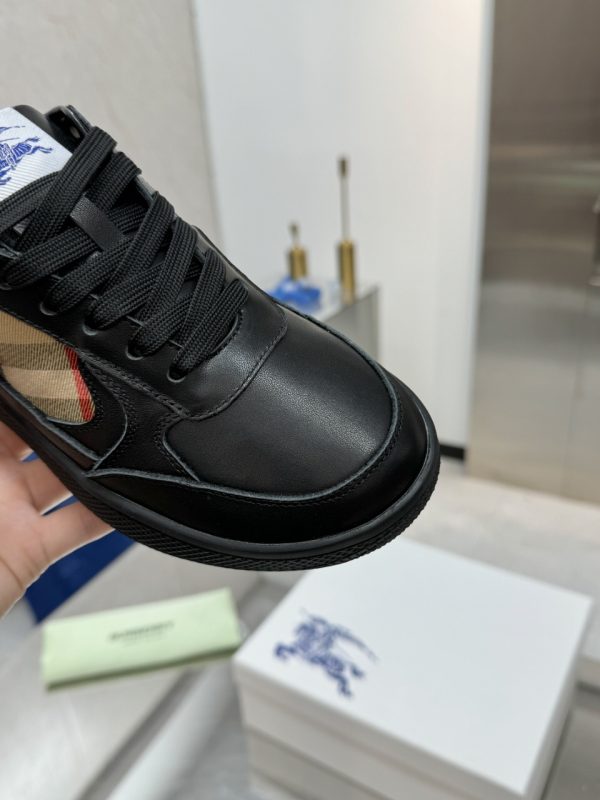 Burberry Terrace Check  Sneakers
