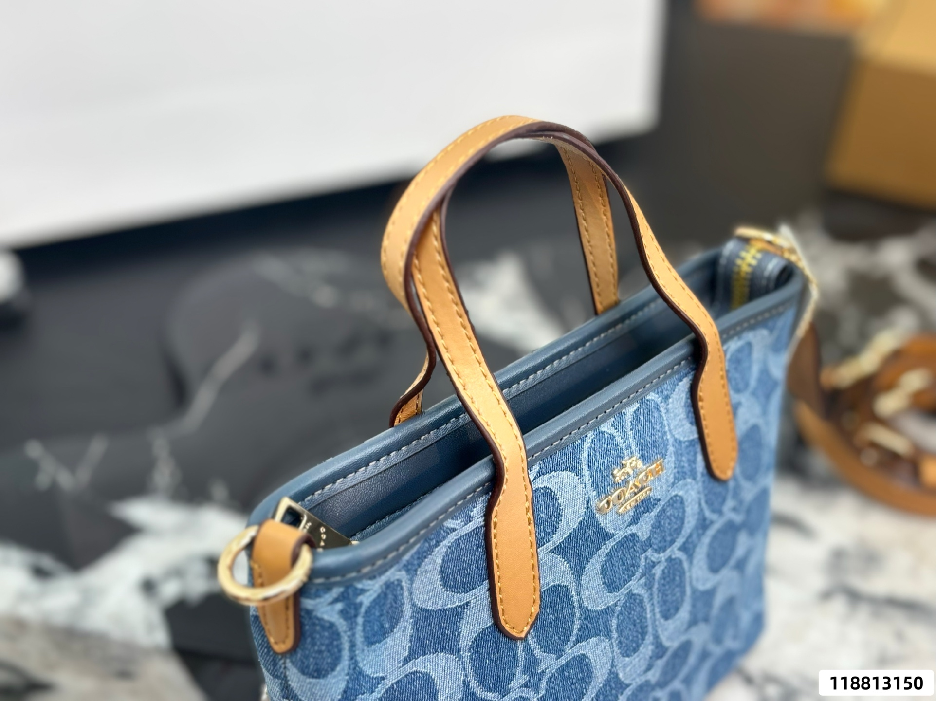 Coach Laurel 19 Denim Tote Bag - Image 9