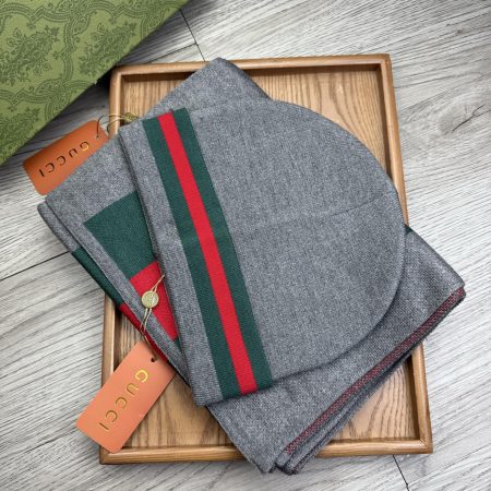 Gucci Winter Hats + Scarves - Image 2