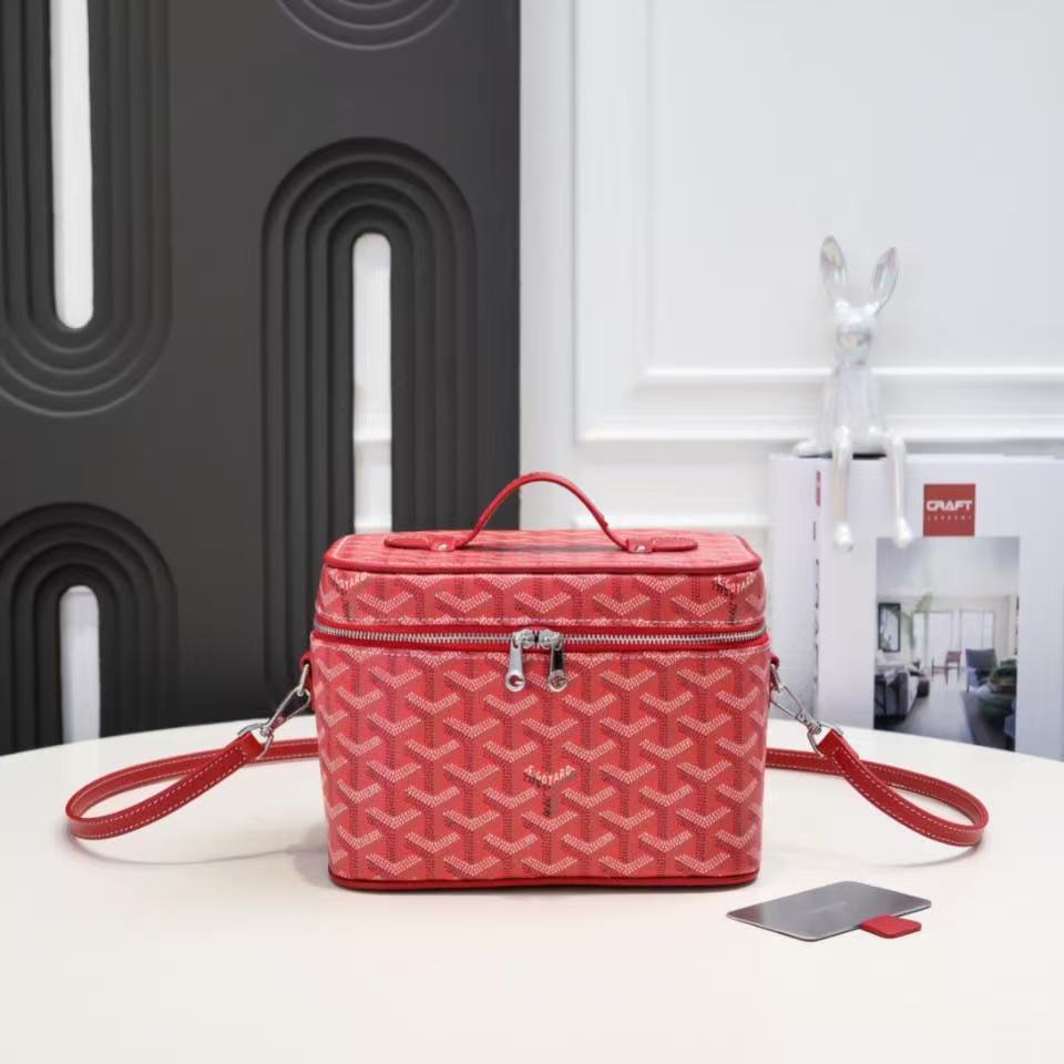 Goyard Cosmetic Bag - Image 3