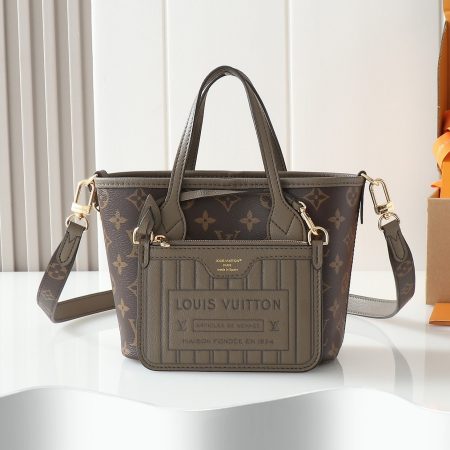 LV Neverfull Bandoulière Inside Out BB Handbag