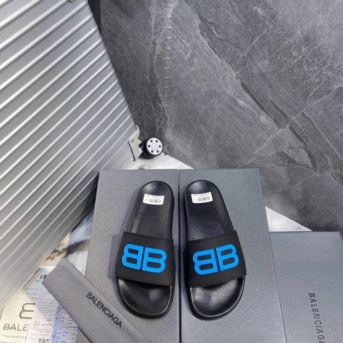Balenciaga  Flat Slippers Slide Sandal - Image 8