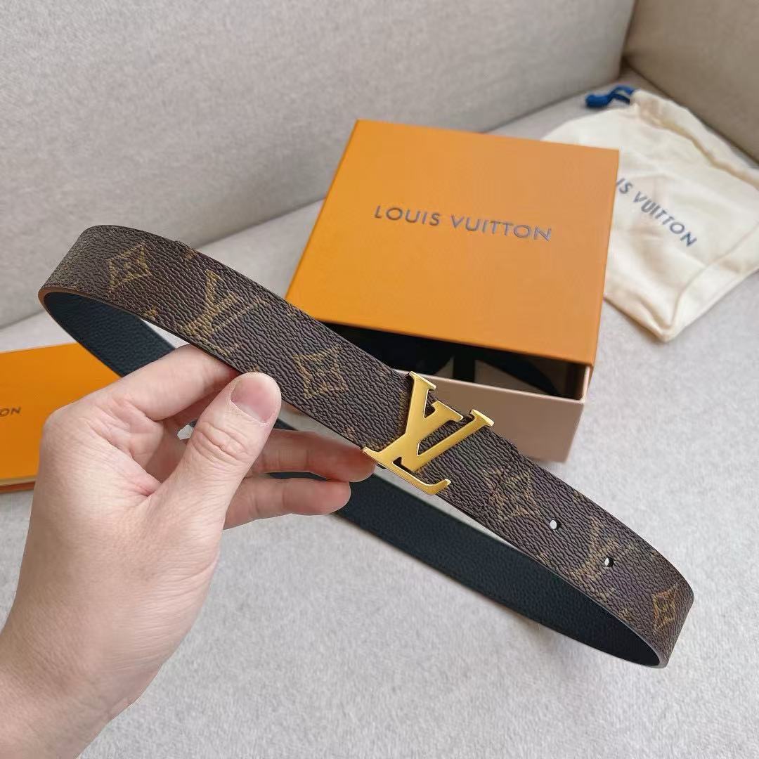 LV Initials 30MM Reversible Belt Men's Belt - Image 1